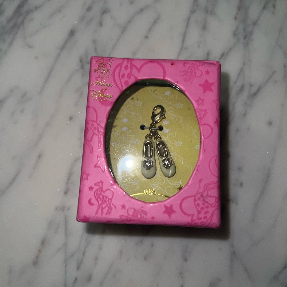 Kidada Jones x Disney Store Tinkerbell shoes Starter Charm Gift Box Charming Y2K